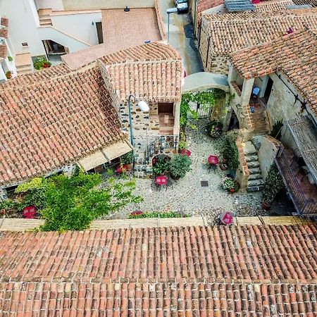 Diffuso Mannois Hotell Orosei