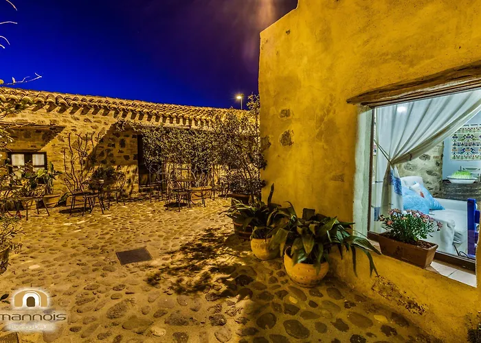 Hotel Diffuso Mannois 4*