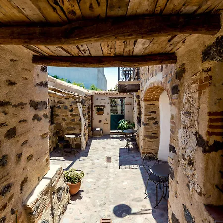 Diffuso Mannois Hotel 4*
