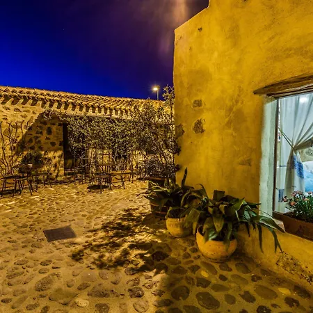 Hotel Diffuso Mannois 4*