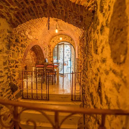 Hotel Diffuso Mannois 4*