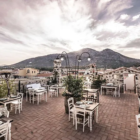 Diffuso Mannois 4*