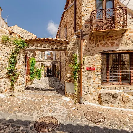 Hotell Diffuso Mannois Orosei
