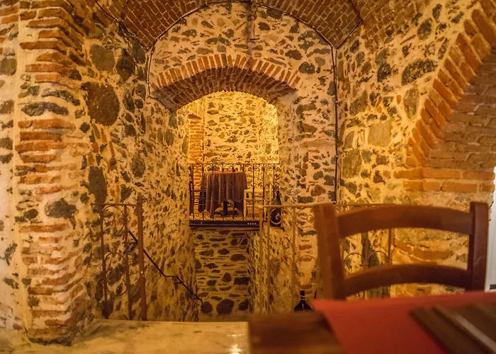 Hotel Diffuso Mannois 4*